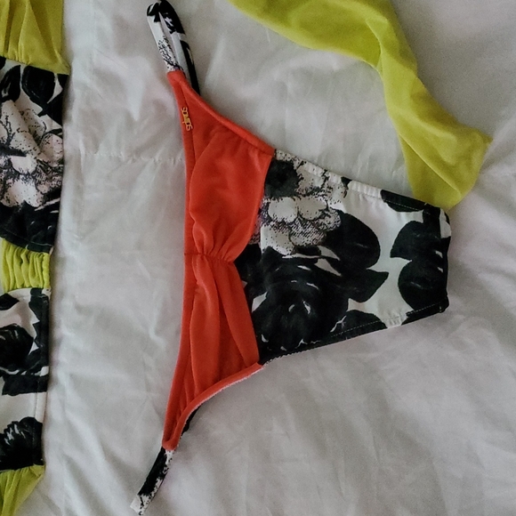 Salinas string Brazilian bikini M/L - Picture 6 of 7